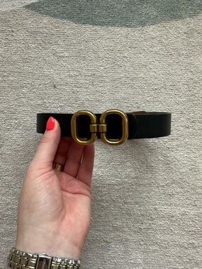 Women’s Black Leather Belt with Gold Double-Loop Buckle
